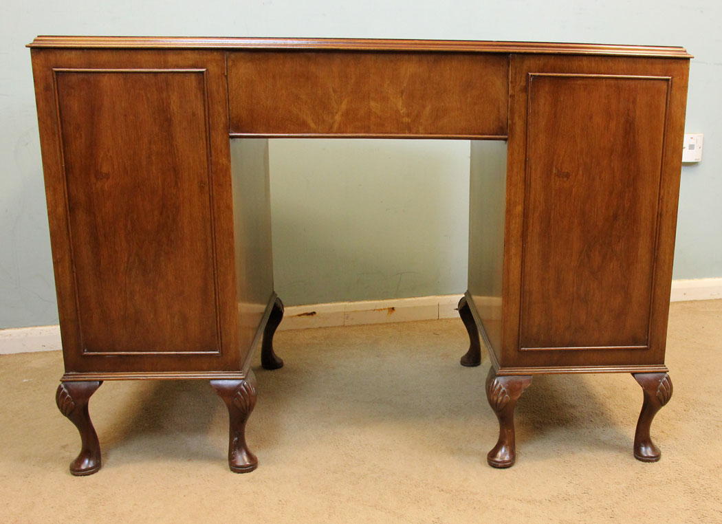 Pedestal Antique Desk,