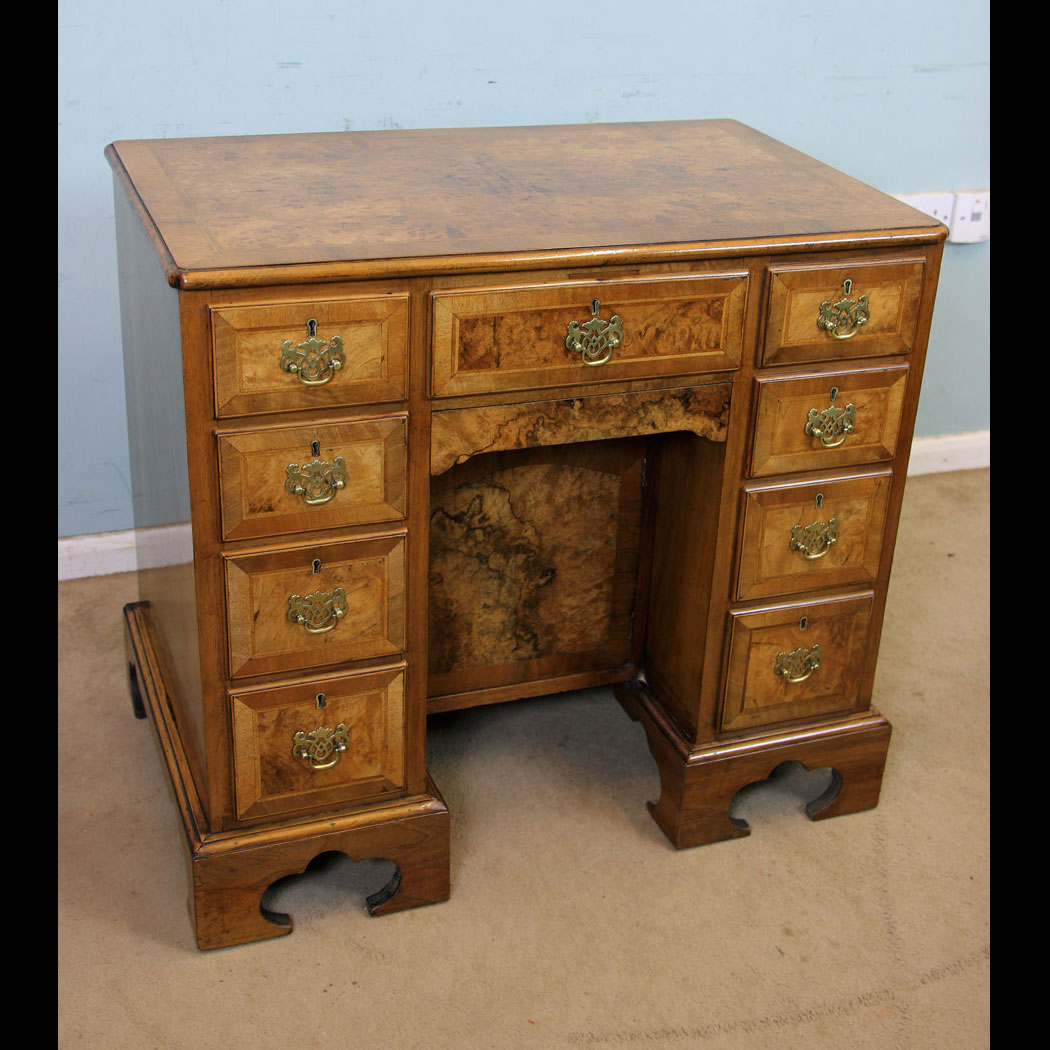 Antique Walnut Desk. Antique Burr Walnut Queen Anne Style Desk