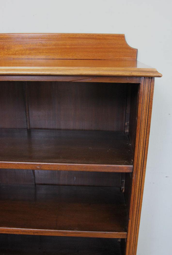 10983r9 Antique Edwardian Mahogany Open Bookcase