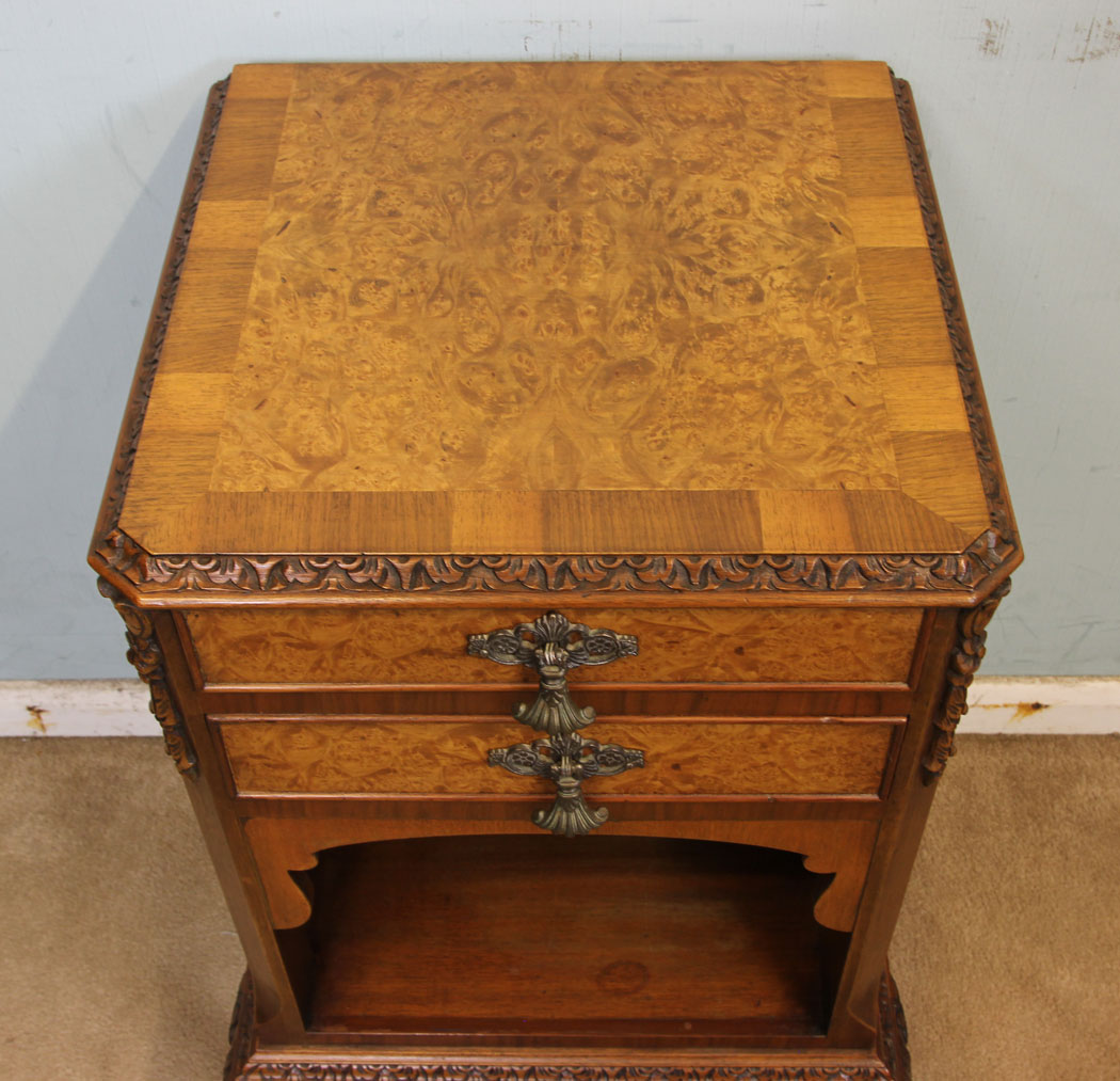 11074r7 Pair Antique Bedside Cabinets, Lincolnshire, Pair Burr Walnut Bedside Cabinets