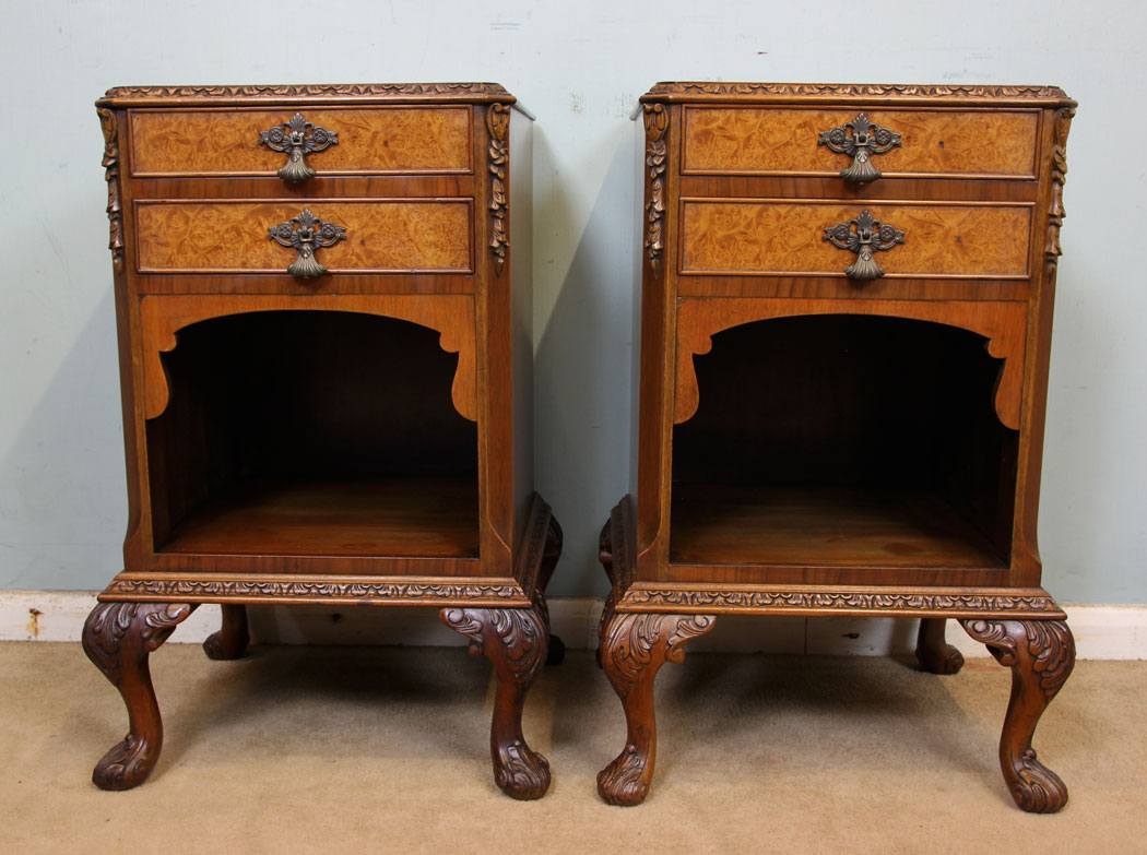 11074r9 Pair Antique Burr Walnut Bedside Cabinets, London, Pair Burr Walnut Bedside Cabinets