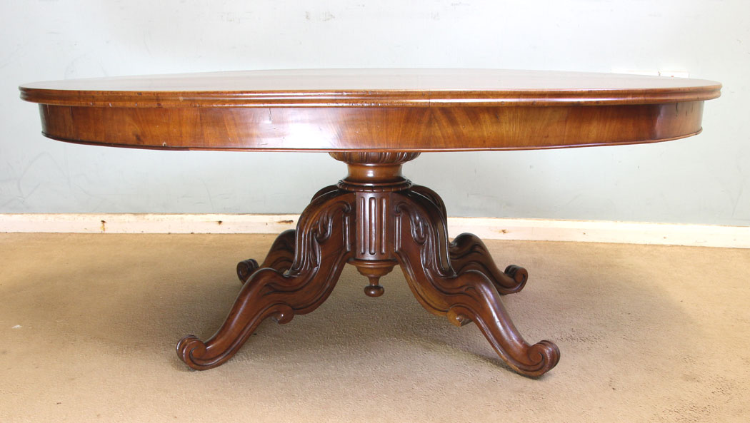 Antique Mahogany Low Coffee Table, Antique Victorian Mahogany Oval Coffee Table