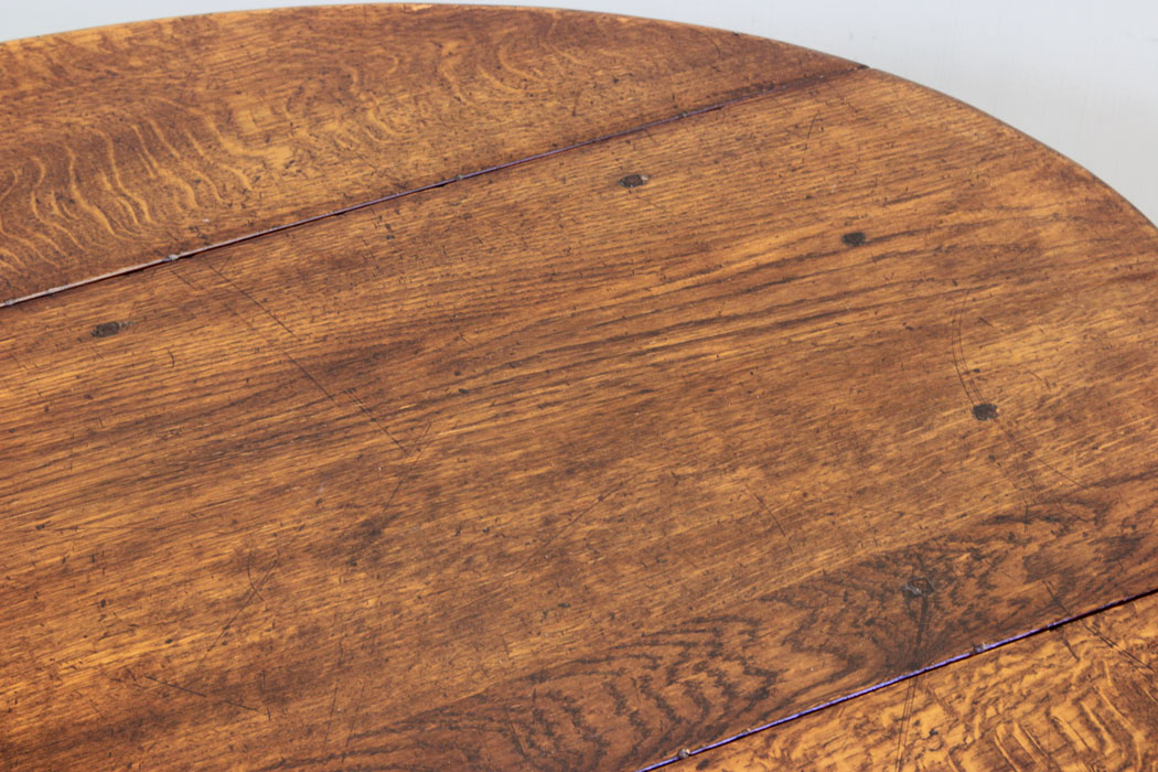 Large Oak Drop Leaf Occasional Coffee Table, Large Oak Drop Leaf Coffee Table.