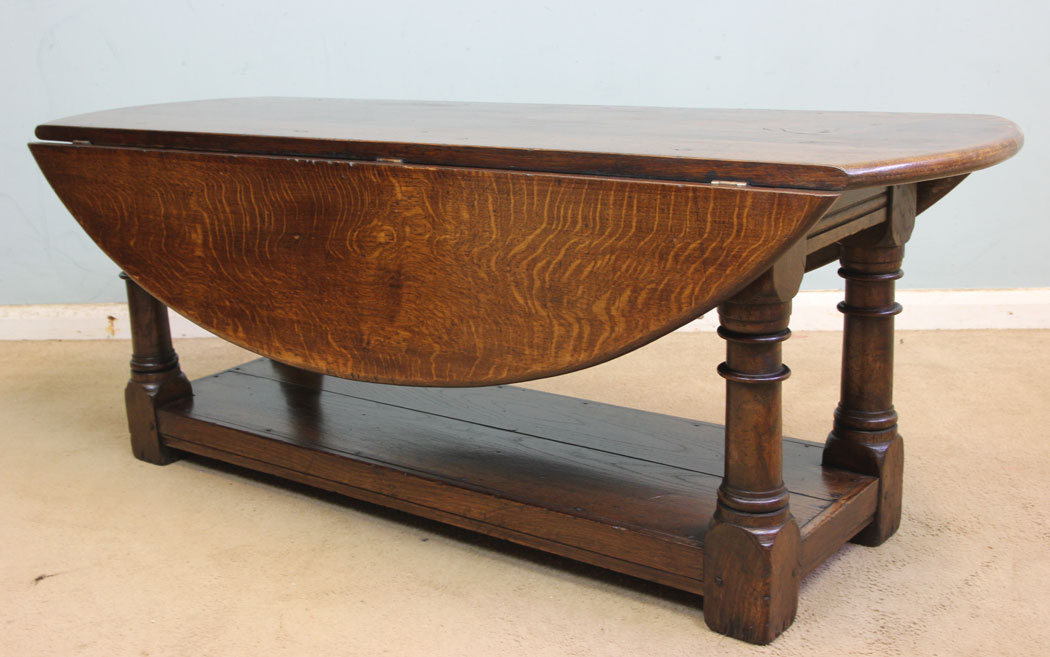 Large Oak Oval Coffee Table, Large Oak Drop Leaf Coffee Table.