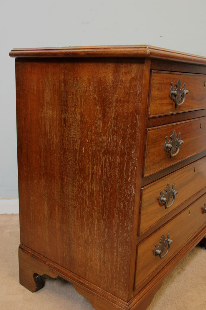 Small Walnut Chest of Drawers11216r8 Small Walnut Chest of Drawers