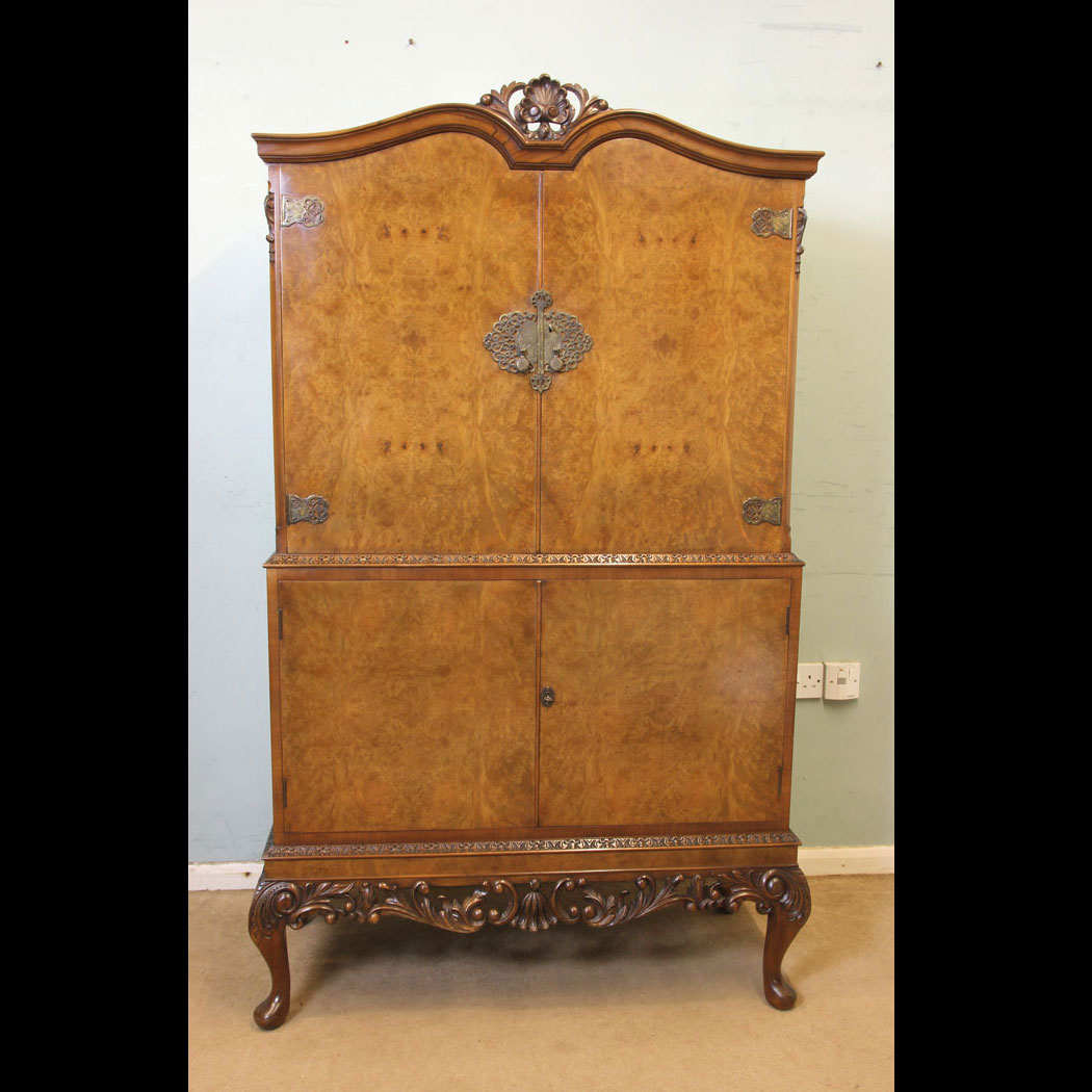 11245r01 Antique Cocktail Cabinet, Burr Walnut Cocktail Drinks Cabinet