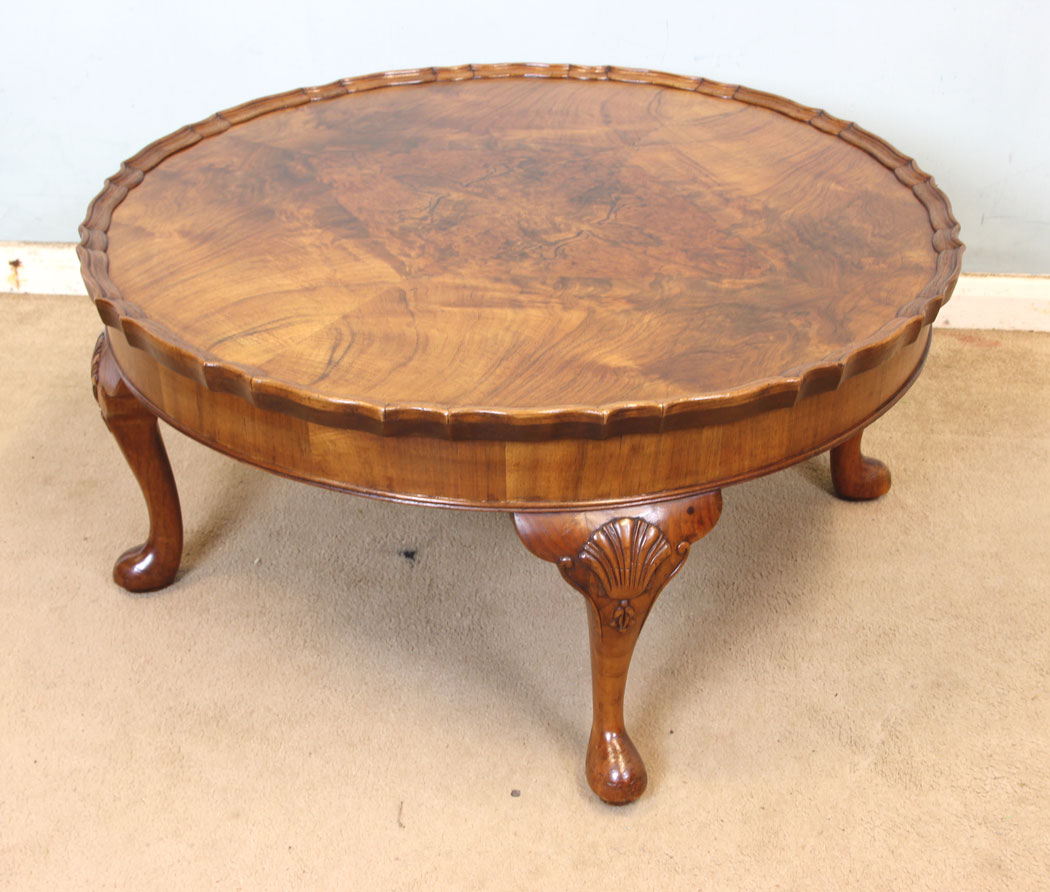 11307r1 Antique Burr Walnut Low Coffee Table, Antique Circular Burr Walnut Coffee Table