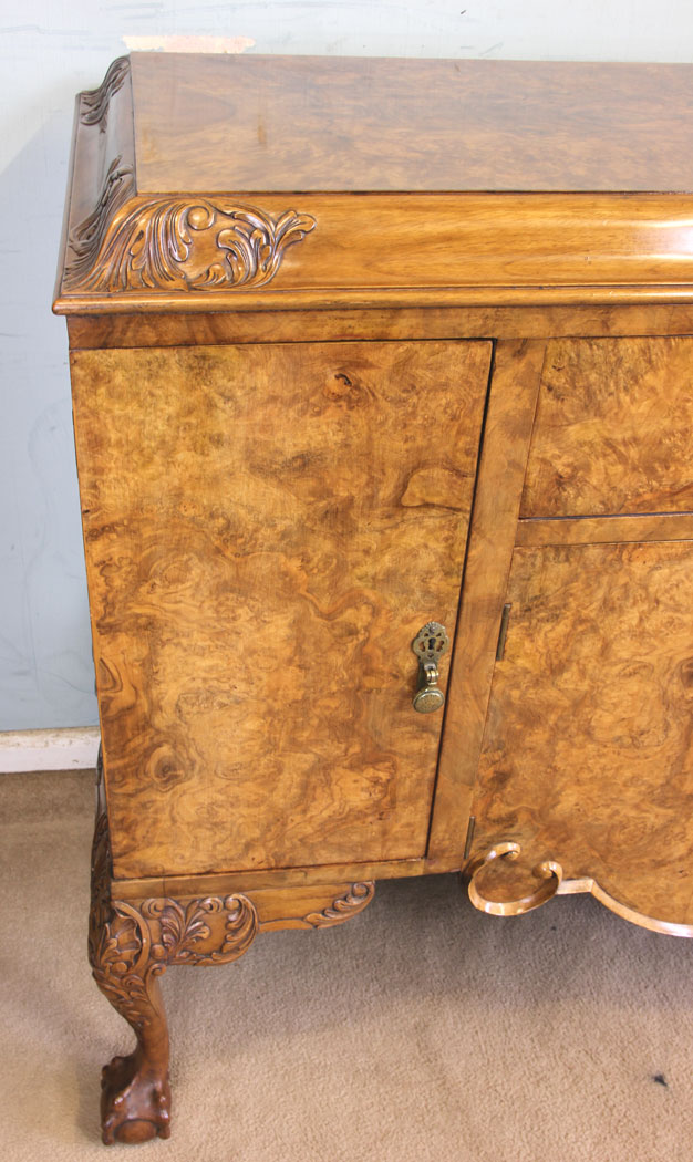11364r11 Antique Burr Walnut Sideboard Server, Antique Quality Burr Walnut Sideboard / Server
