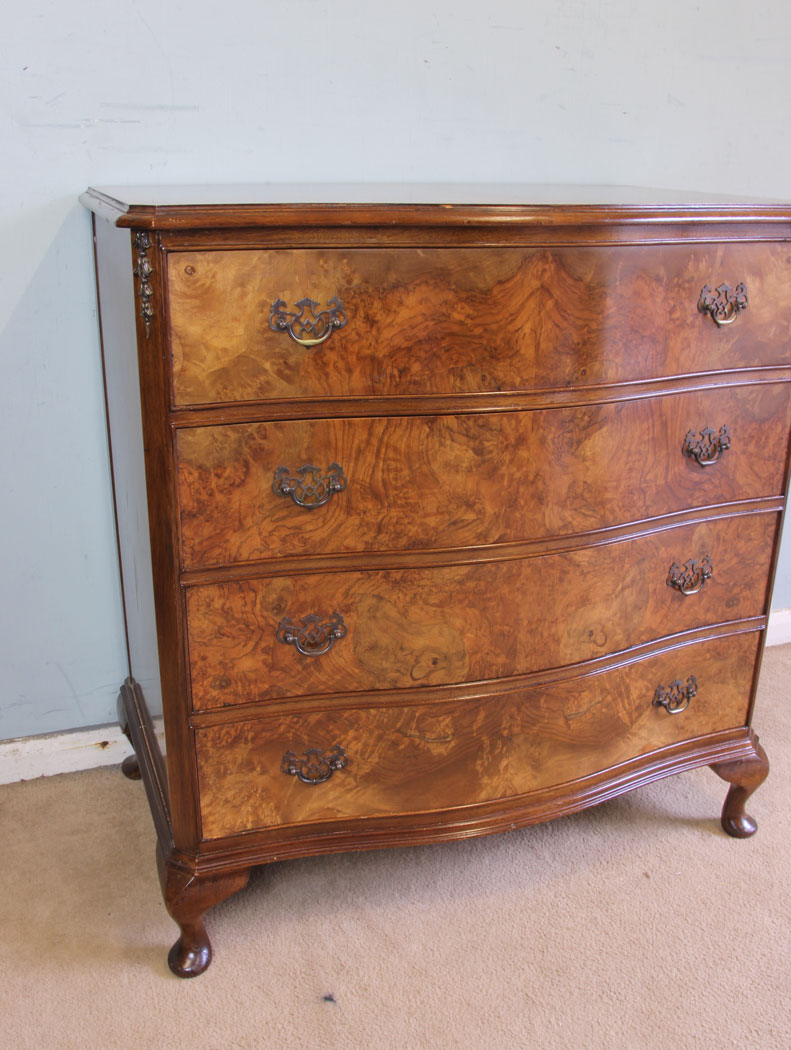 11367r3 Antique Vintage Burr walnut Chest drawers, Antique Burr Walnut Shaped Front Chest of Drawers