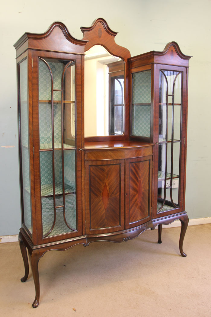 11370r1 Antique Quality Shaped Mahogany Mirror Back Display Cabinet, - Copy Antique Quality Shaped Mahogany Mirror Back Display Cabinet.