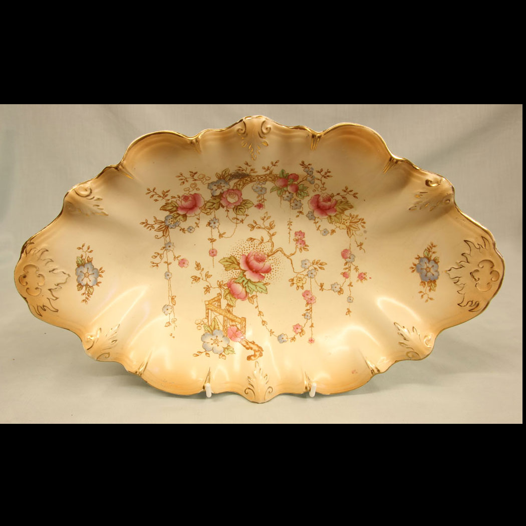 11429r01 Antique Crown Devon Shaped Decorated Dish