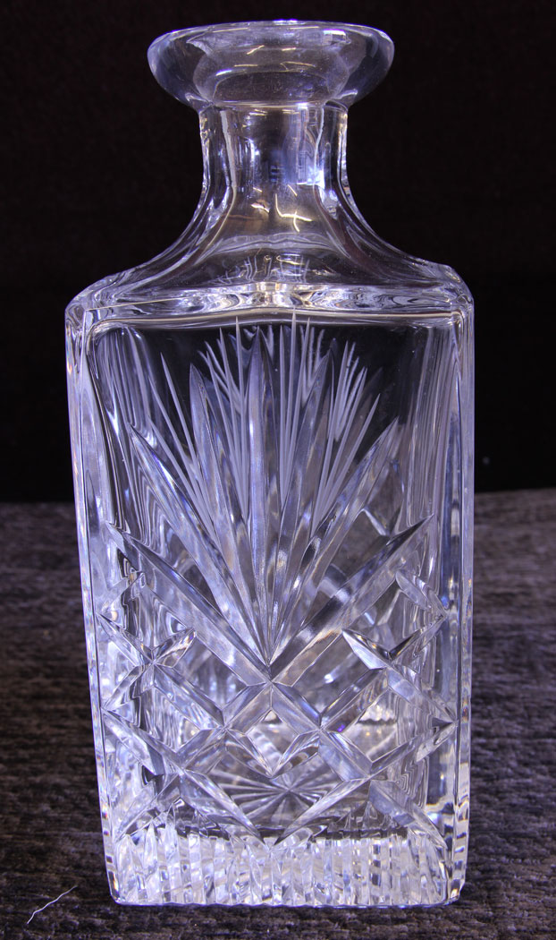 11597r6 Cut Glass Decanter.