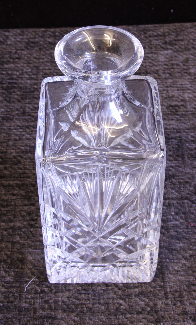 11597r7 Cut Glass Decanter.