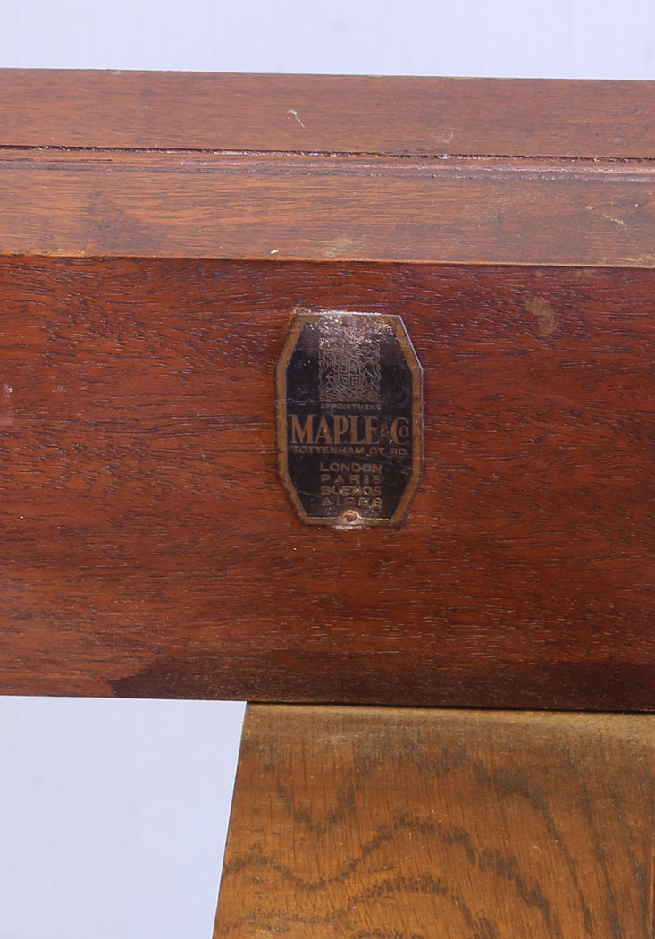 11618r12 Antique Mahogany Extending Dining Table,