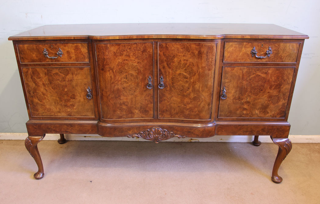 11619r3 Quality Antique Burr Walnut Sideboard,