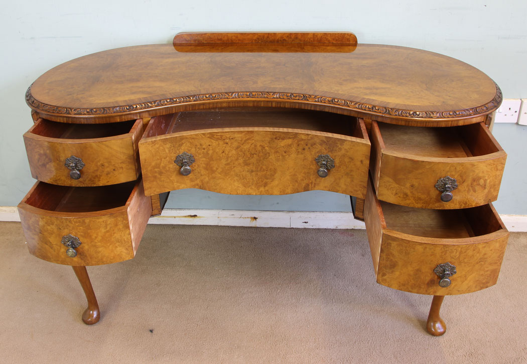 11621r11 Burr Walnut Writing Desk Dressing Table,