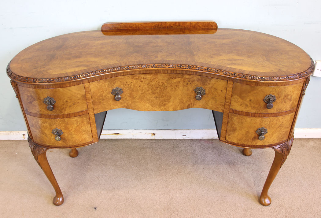 11621r4 Burr Walnut Writing Desk Dressing Table,