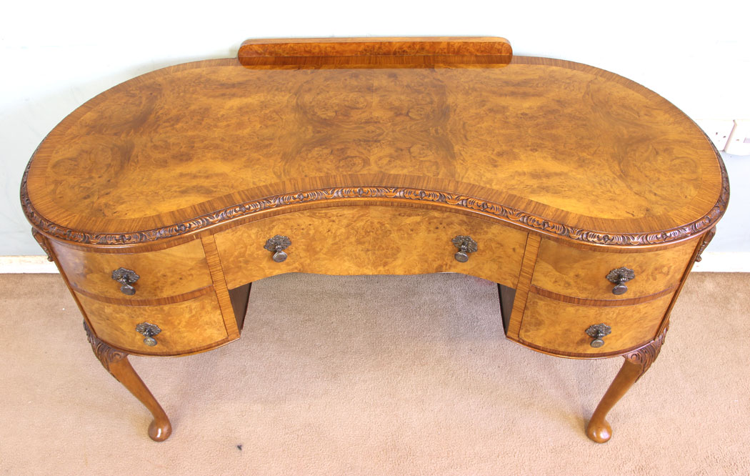 11621r8 Burr Walnut Writing Desk Dressing Table,