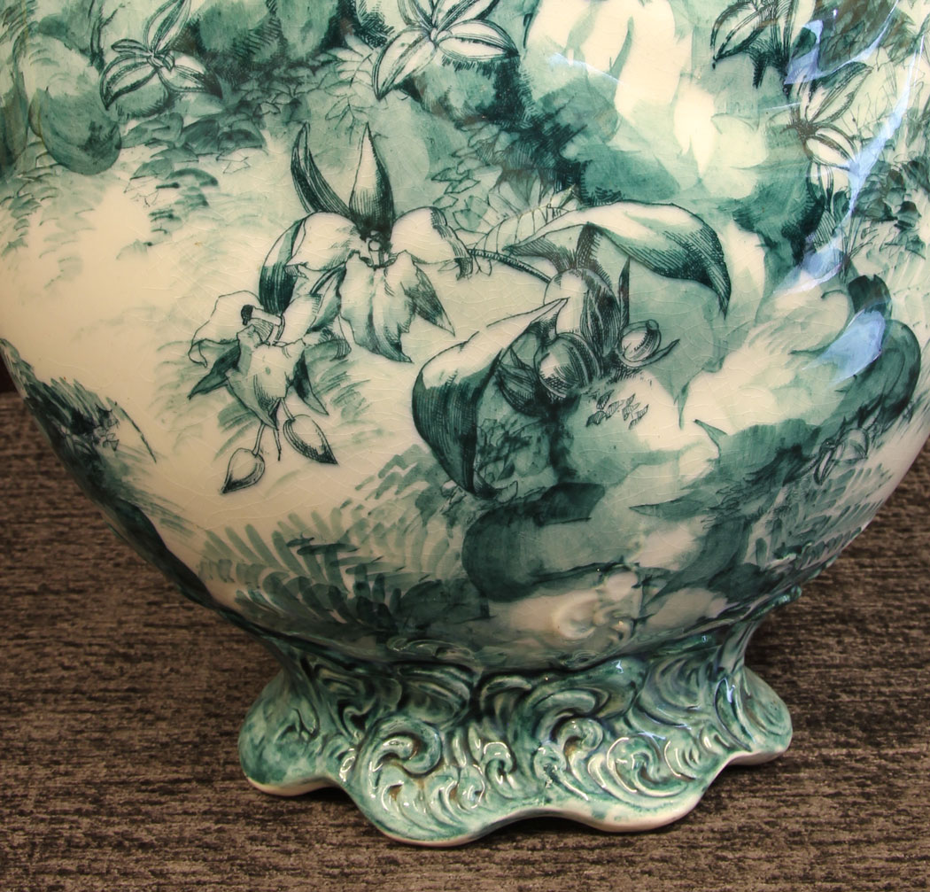 11623r4 Antique Victorian Water Jug,