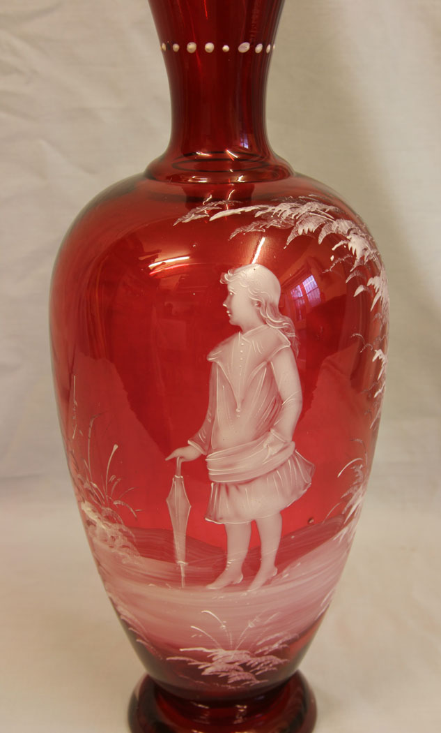 11647r4 Antique Large Mary Gregory Ruby Cranberry Vase,