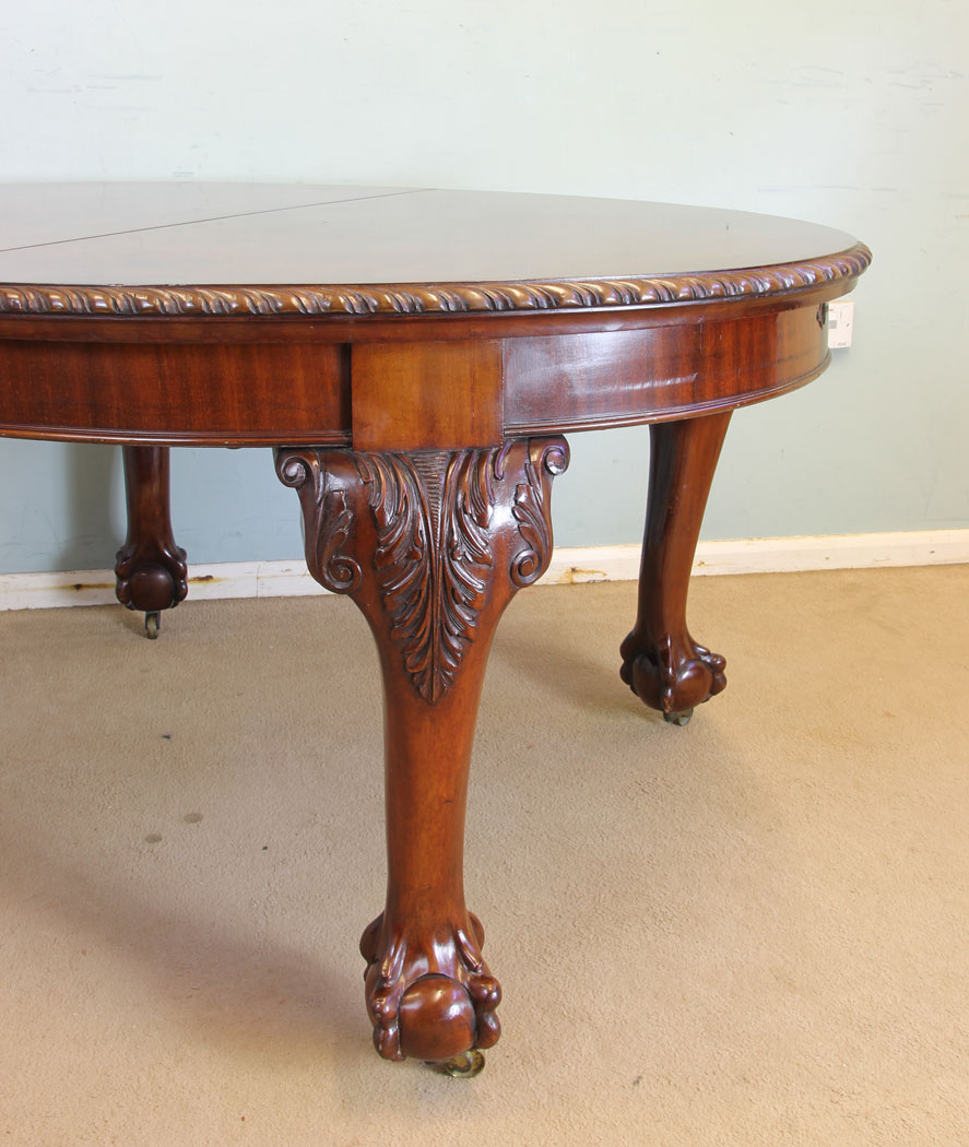 11649r5 Antique Mahogany Extending Table Eight to Ten Seater,