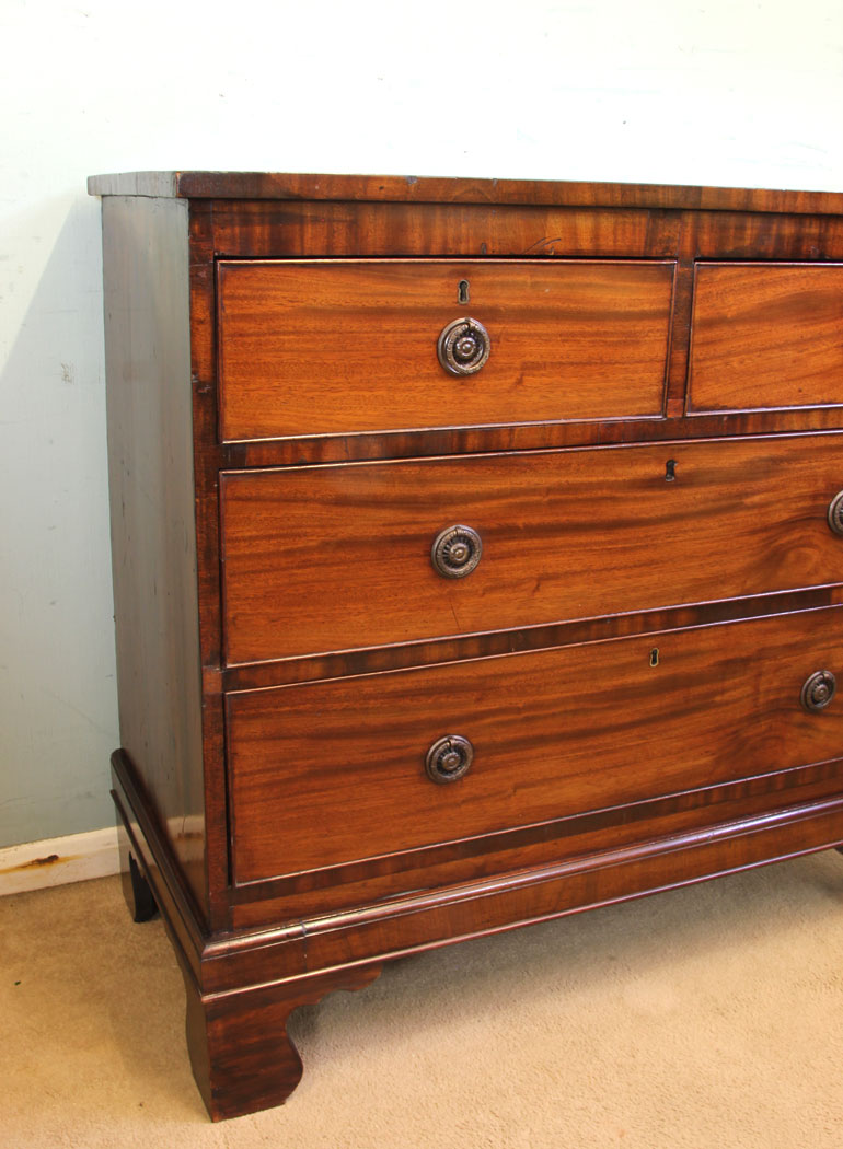 11674r5 Antique 19th Century Mahogany Chest of Drawers,