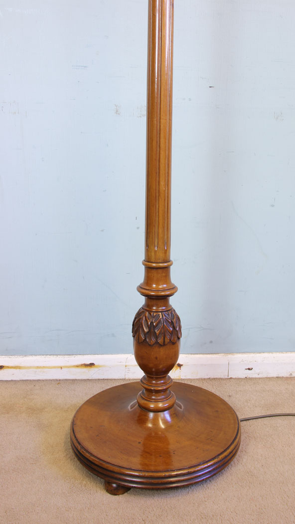 11683r2 Walnut Standard Lamp,
