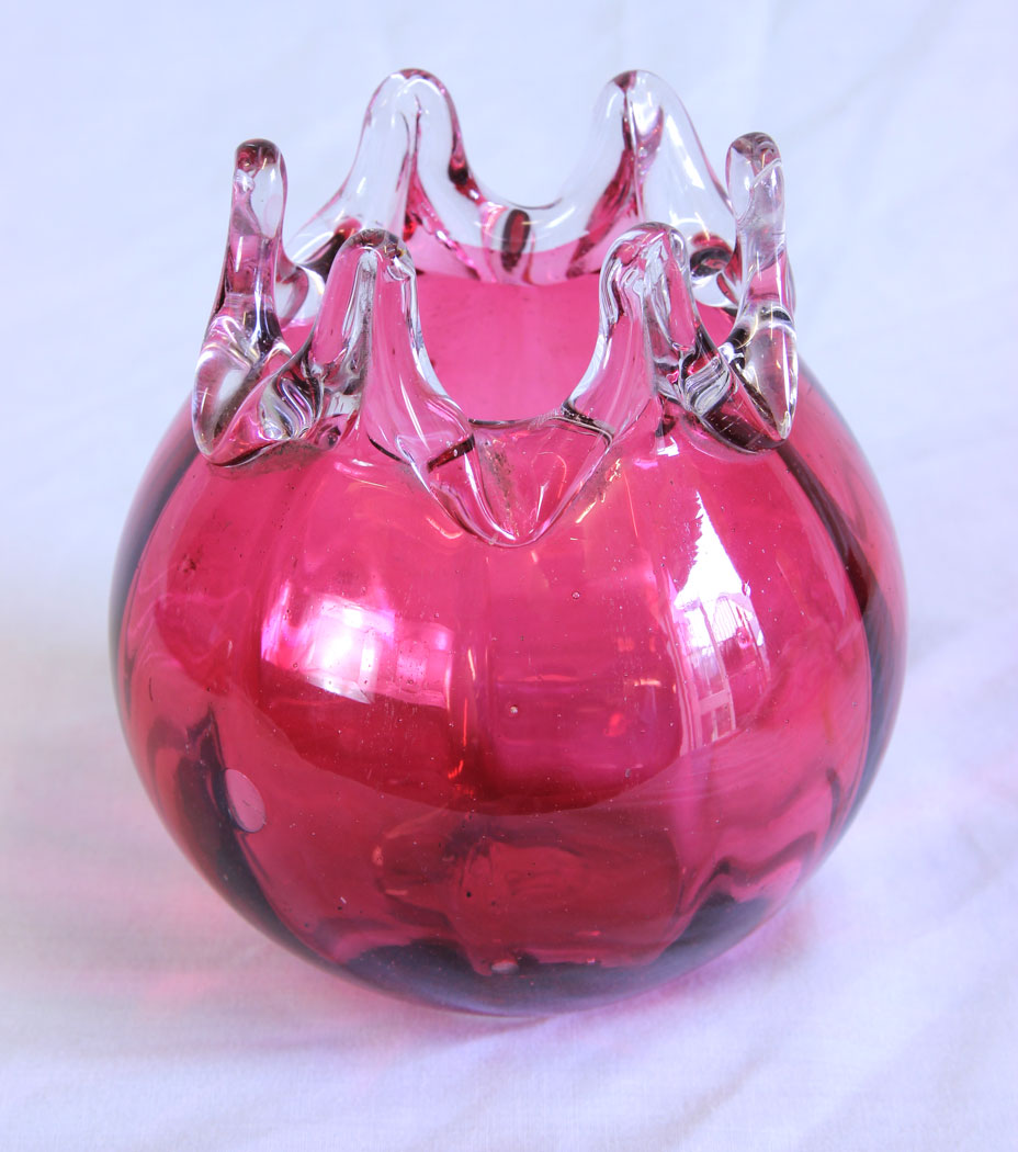 11722r1 Antique Victorian Cranberry Glass Vase,
