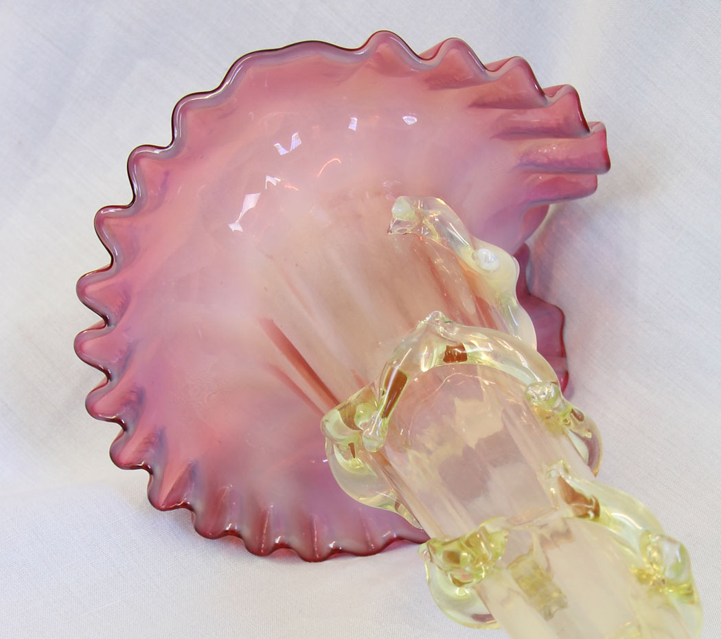 11767r10 Antique Opaline Glass Jack Pulpit Vase,