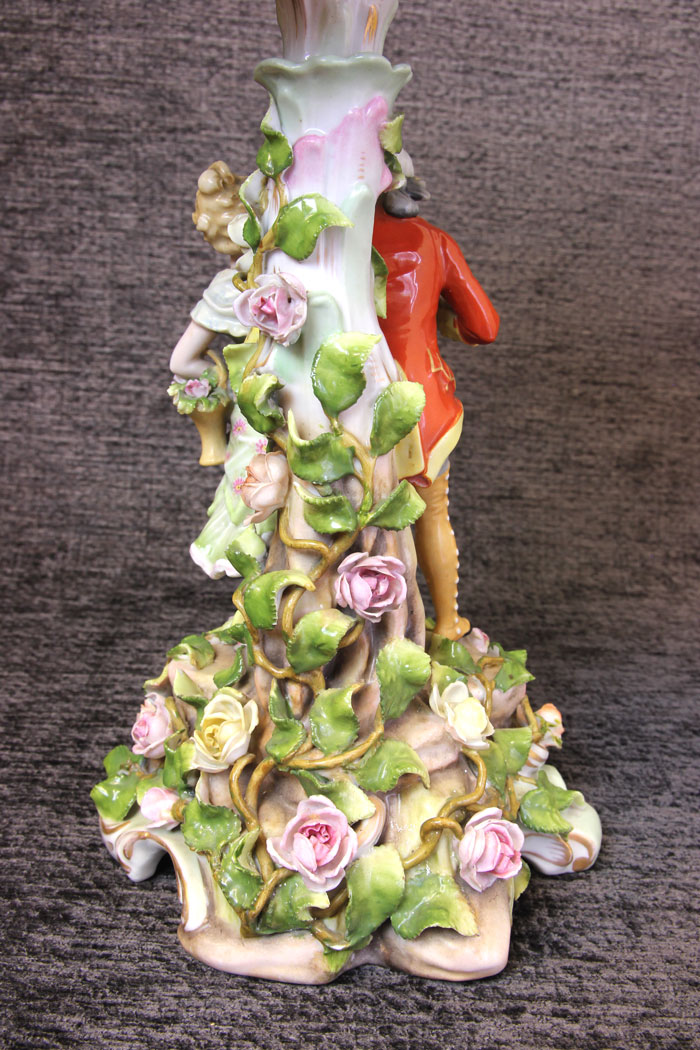 11802r5 Large German Porcelain Meissen Style Plaue Centrepiece,