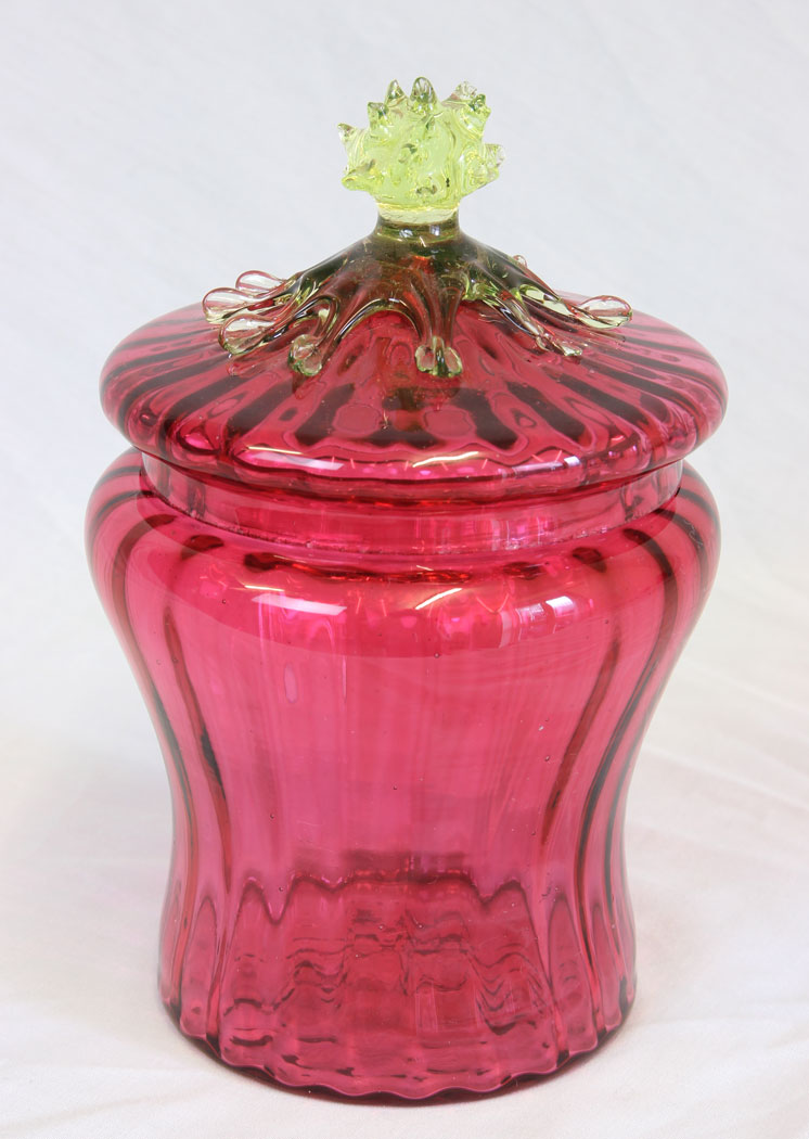 11807r3 Antique Cranberry Glass Lidded Jar Biscuit,