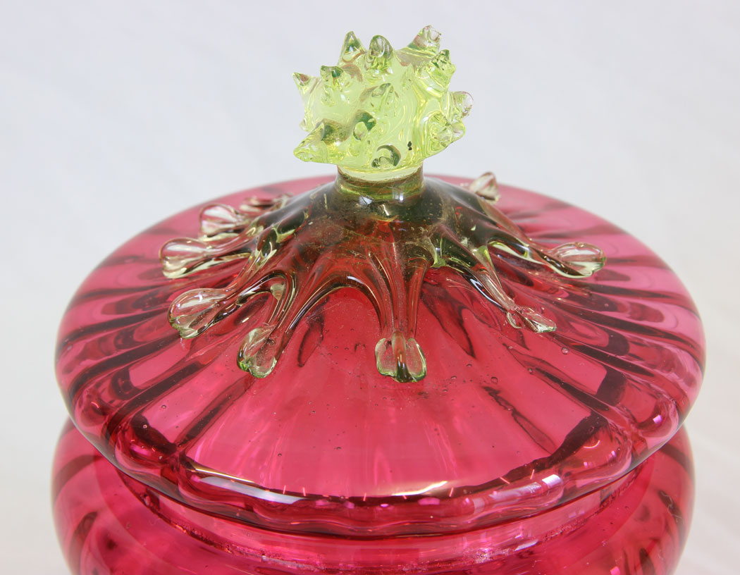 11807r5 Antique Cranberry Glass Lidded Jar Biscuit,