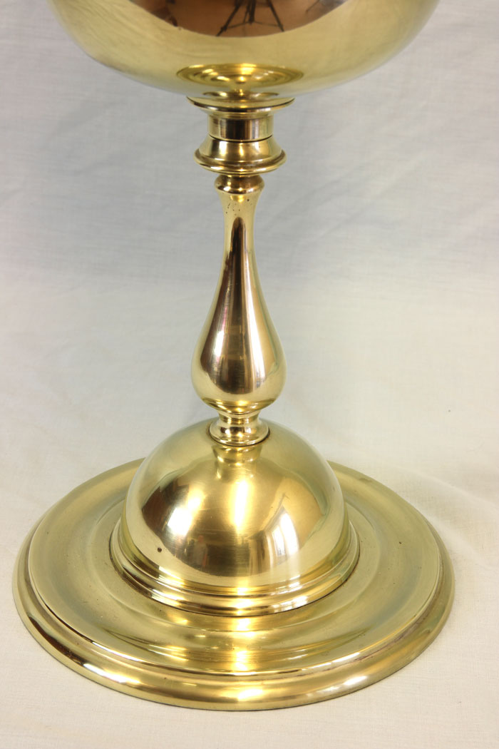 11842r9 Antique Brass Oil Lamp with Replacement Shade,