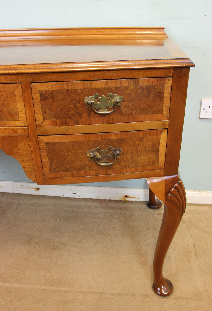 11861r5 Burr Walnut Bow Front Writing Table Side Dressing Table,