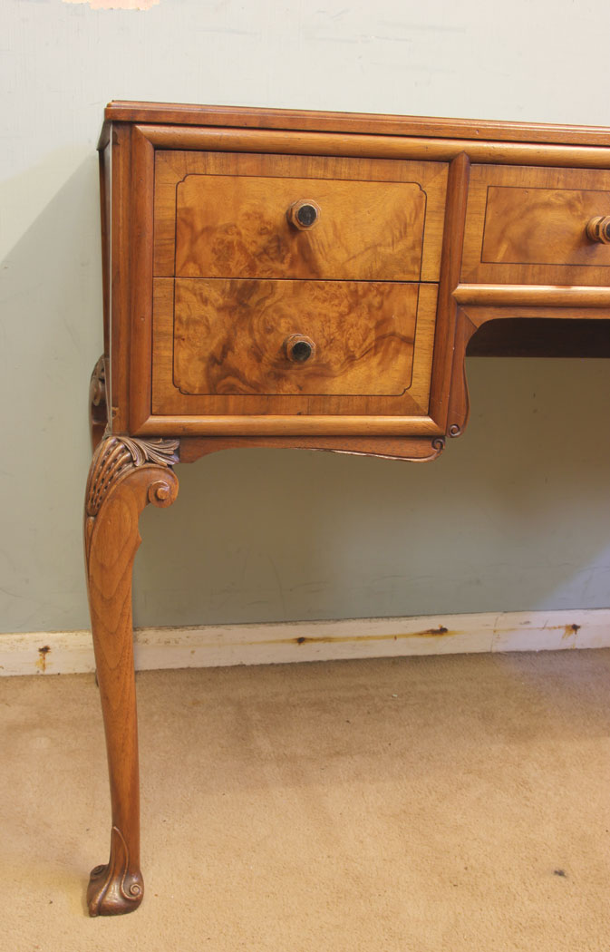 11865r5 Quality Burr Walnut Writing Desk Dressing Side Table,