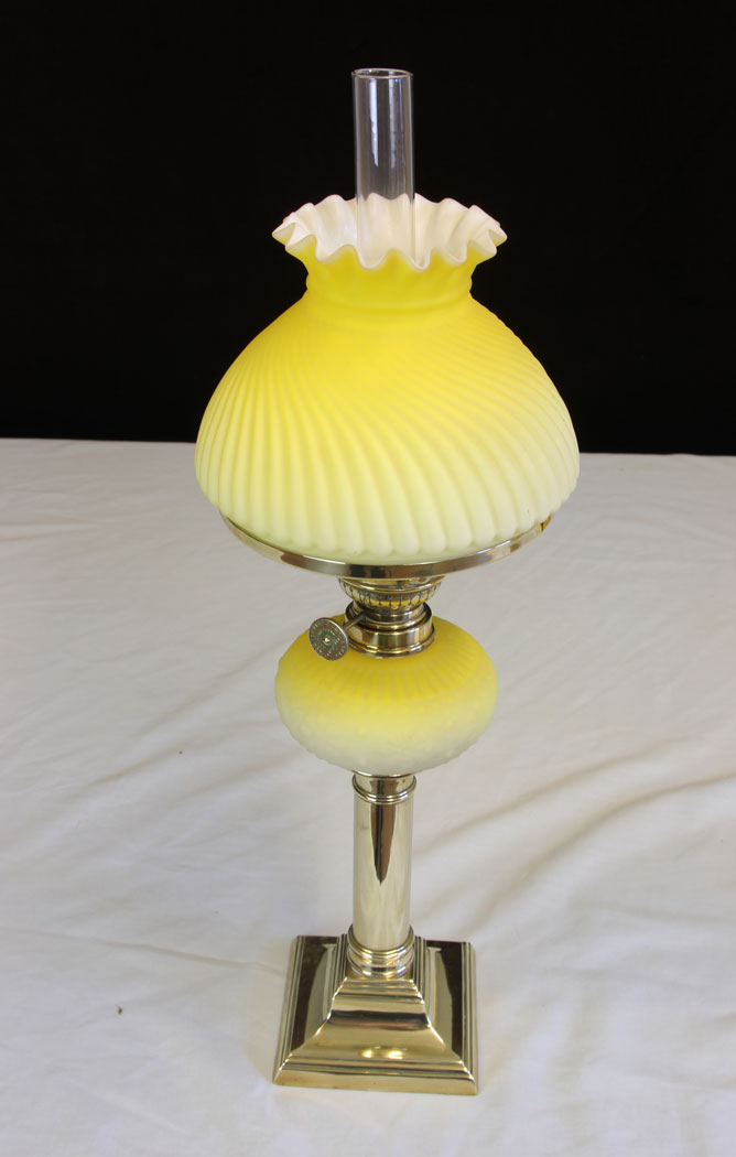 11896r2 Antique Satin Glass Peg Lamp,