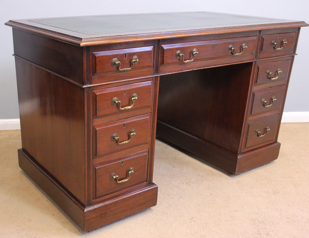11909r3 Antique Mahogany Pedestal Writing Desk,