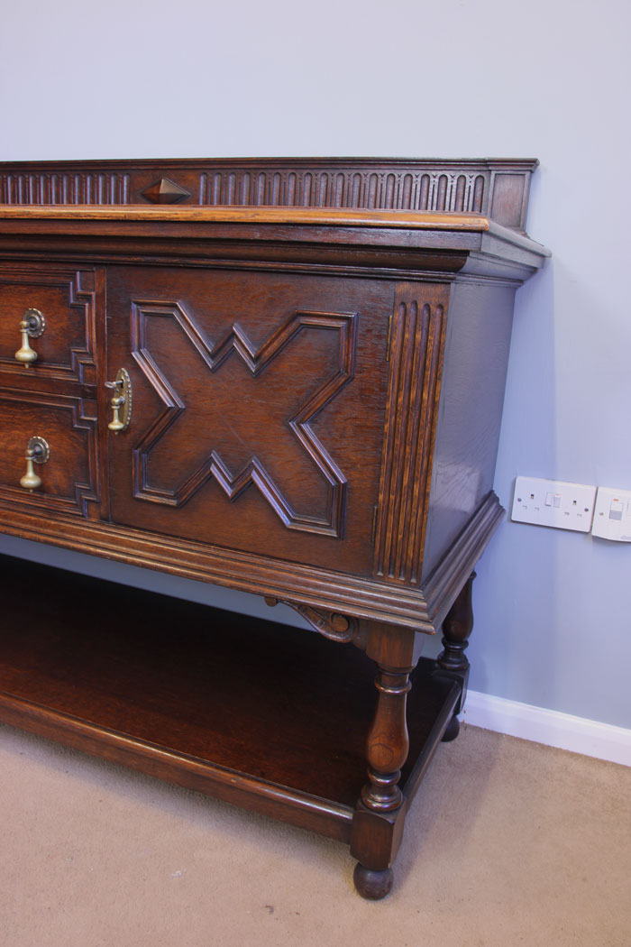 11935r10 Quality Antique Oak Sideboard Dresser Base,