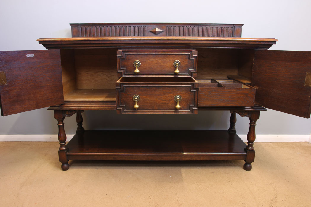 11935r12 Quality Antique Oak Sideboard Dresser Base,