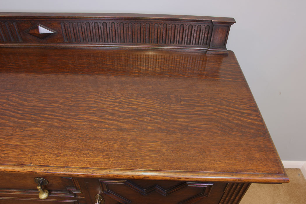 11935r8 Quality Antique Oak Sideboard Dresser Base,