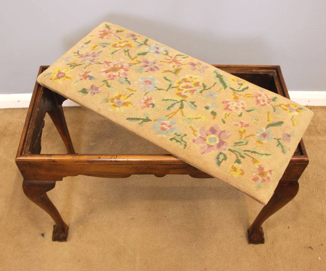 11937r8 Antique Walnut Stool Dressing Table Stool,