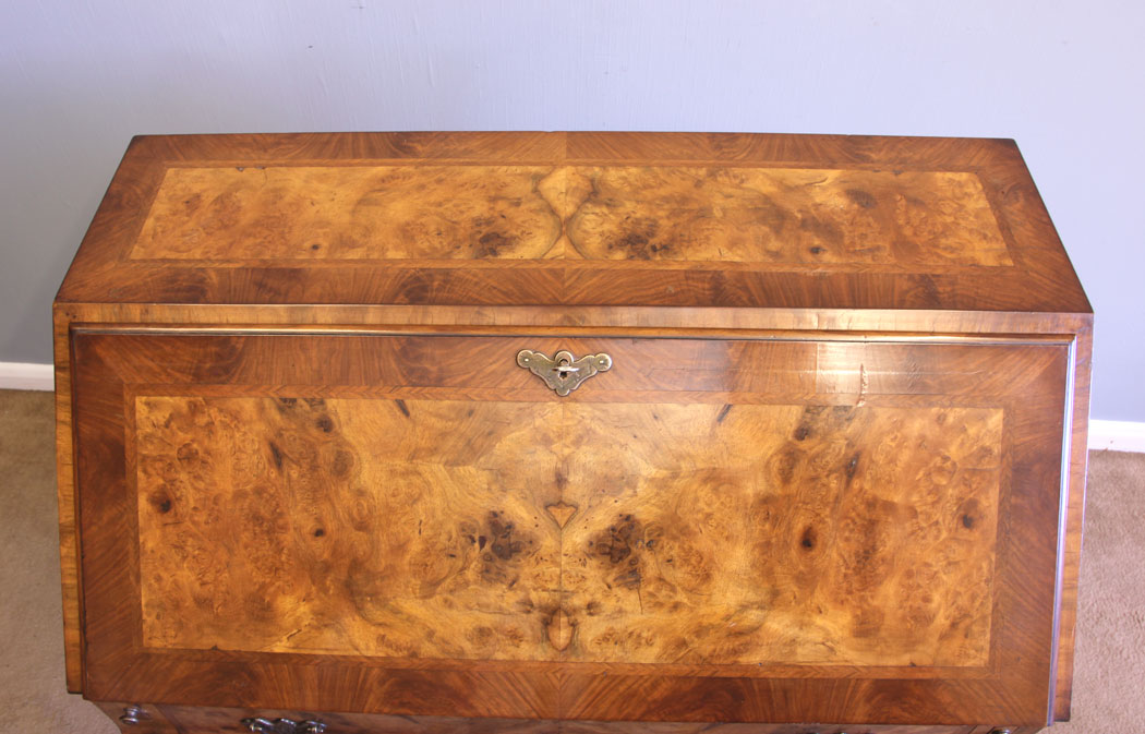 11984r5 Antique Burr Walnut Desk Writing Bureau,