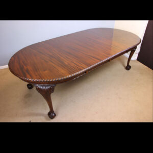 Antique Mahogany Two Leaf Extending Dining Table.