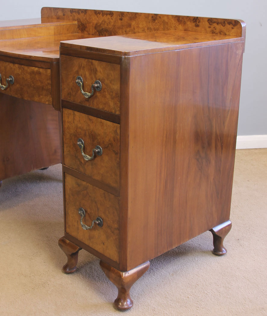 12009r8 Antique Triple Mirror Burr Walnut Dressing Table,