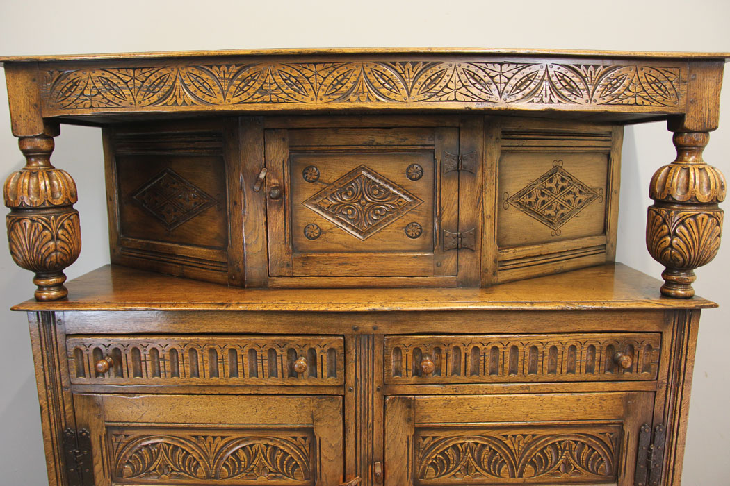 12090r10 Court Cupboard Sideboard Dresser,