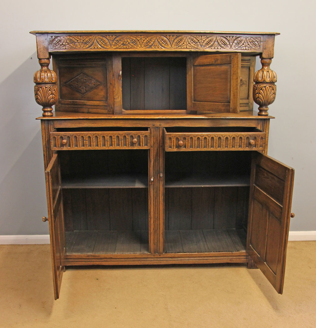12090r11 Court Cupboard Sideboard Dresser,
