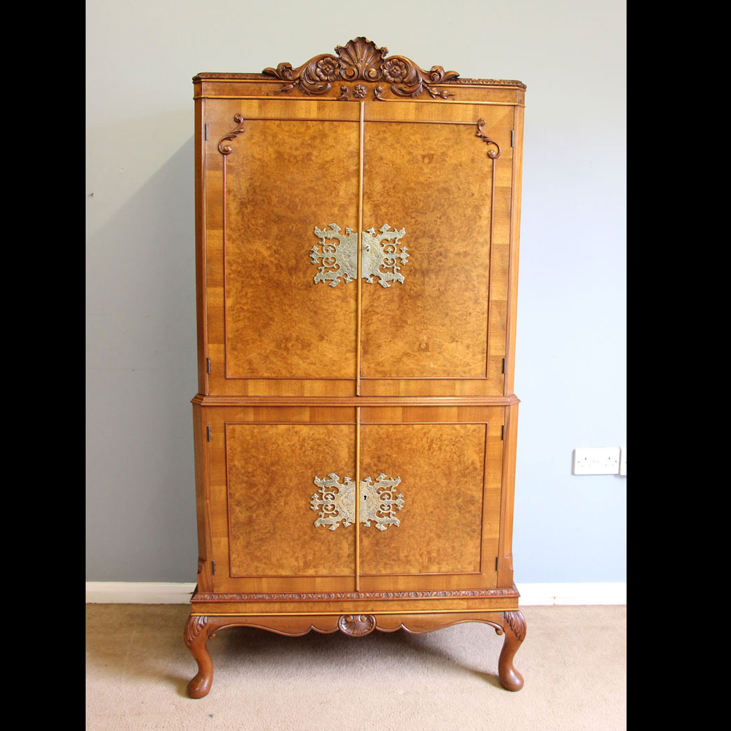12105r01-Burr-Walnut-Antique-Queen-Anne-Style-Cocktail-Drinks-Cabinet,- Burr Walnut Antique Queen Anne Style Cocktail Drinks Cabinet
