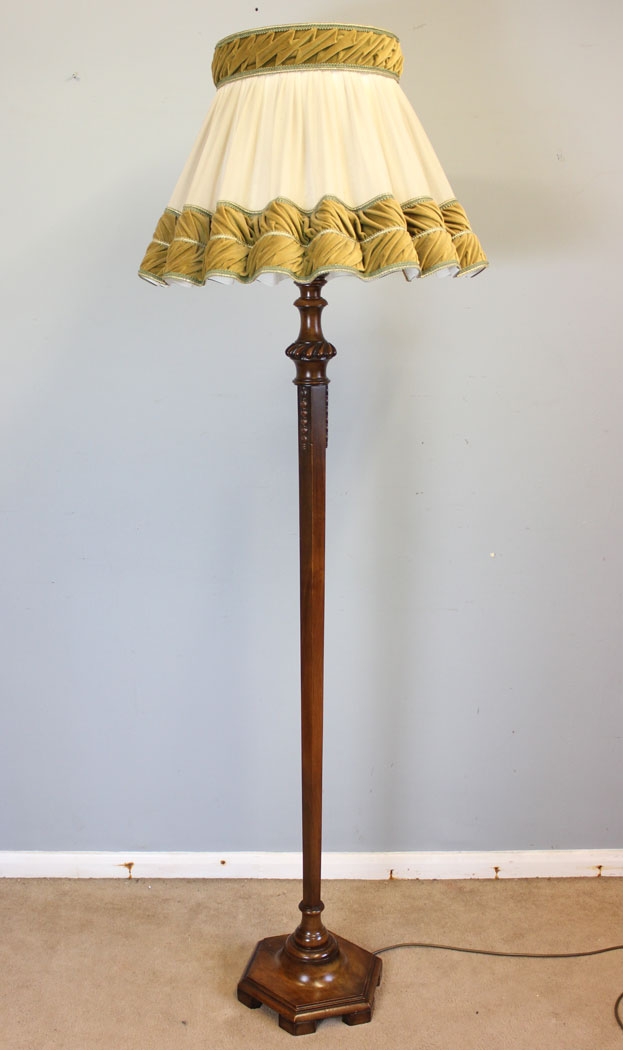 12137r001 Antique Walnut Floor Standard Lamp, Antique Walnut Floor Standard Lamp