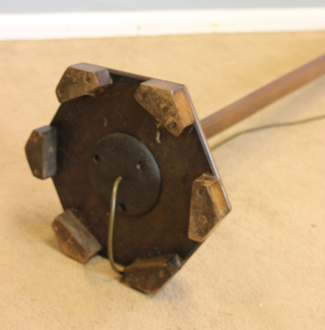 12137r8 Antique Walnut Floor Standard Lamp,
