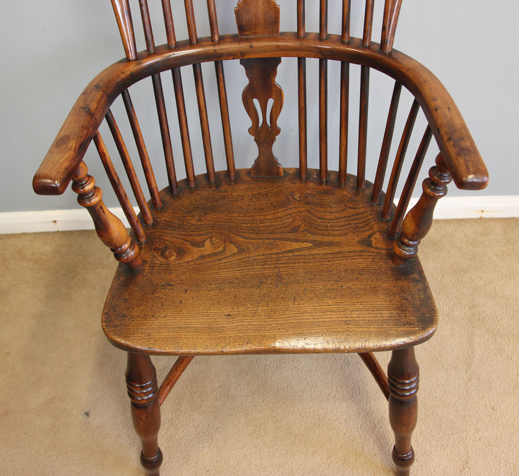 12163r11 Antique Yew Wood Windsor Chair,